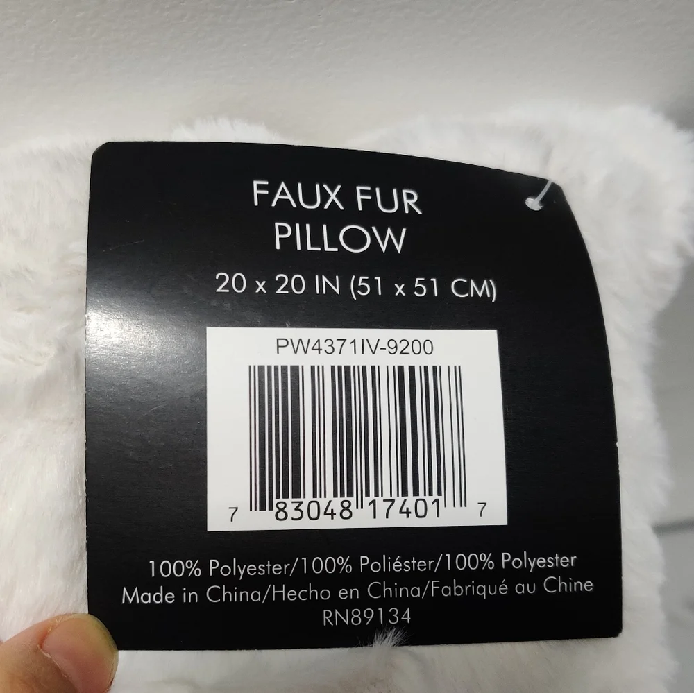 Badgley mischka home Ruched Faux fur pillow - Picture 2 of 3